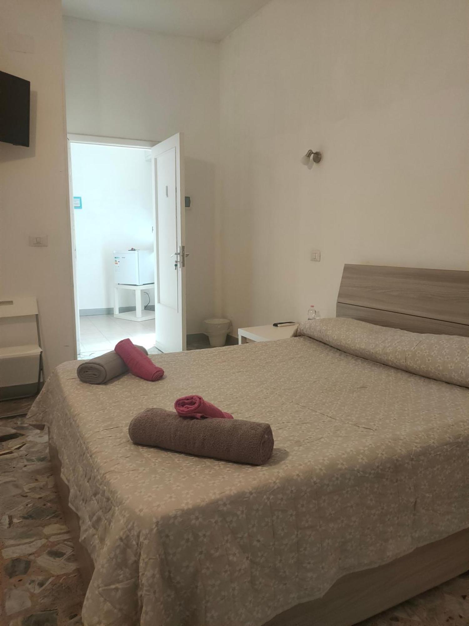 Catania Airport Room Bagno Privato In Camera 外观 照片